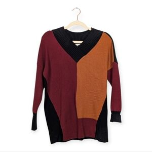 Stitch Drop Black Color Block V-Neck Tunic Sweater Size S